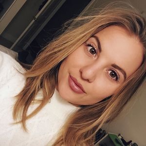 Meet your Posher, Mae